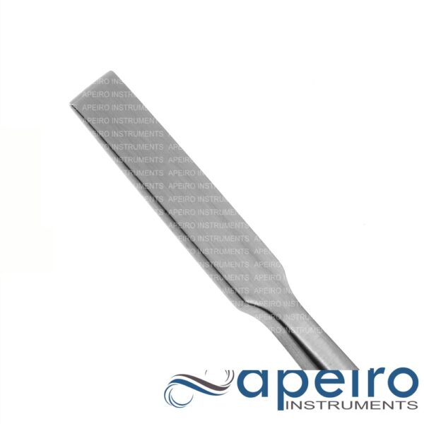 West Lacrimal Sac Chisel 18.5cm – (7 3/8″)